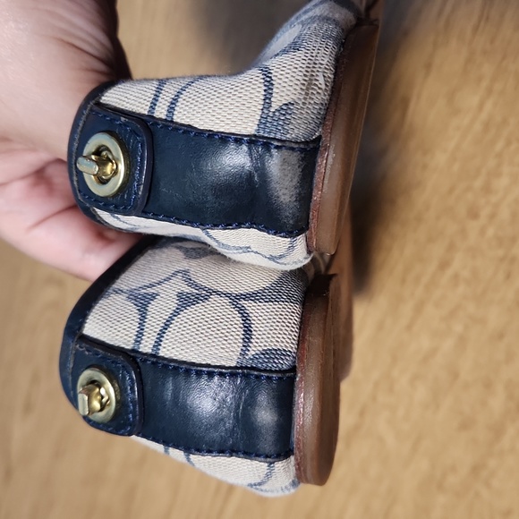 Coach flats - Picture 5 of 9